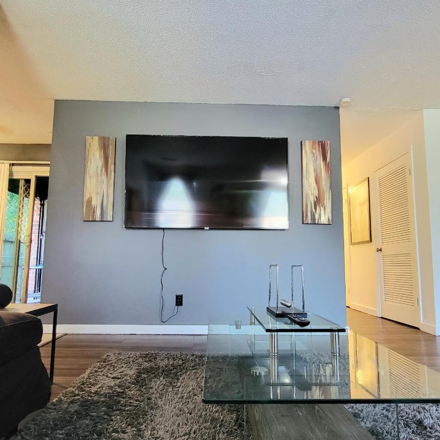 Hi-Tek-Duplex A-Two 75In 4K Led Villa ชาร์ลสตัน ภายนอก รูปภาพ